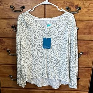 Market & Spruce S Petite blouse. Never worn with tags still attached.